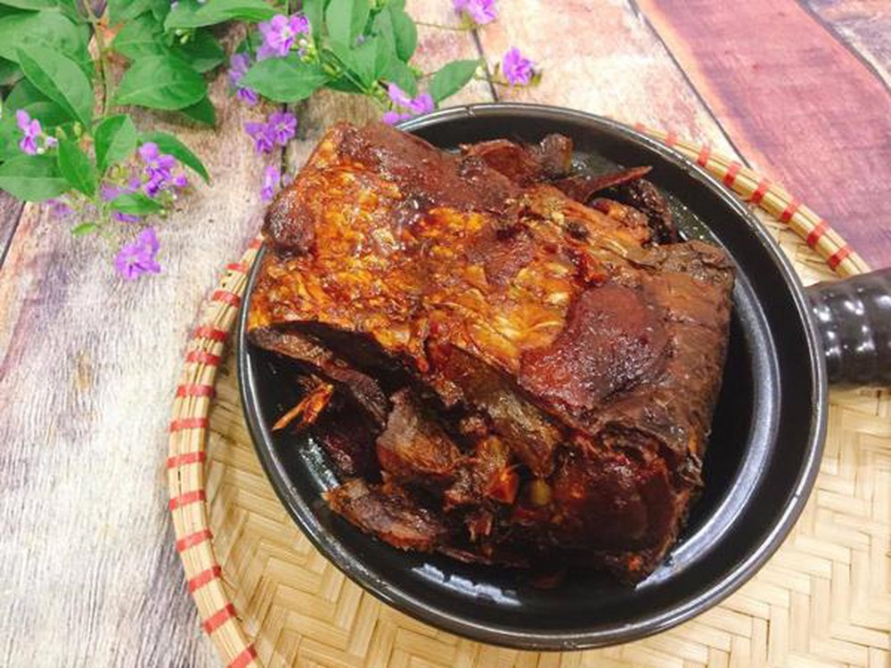 Cách làm món cá trôi kho riềng