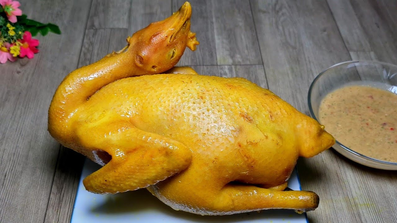 Gà ủ muối da giòn