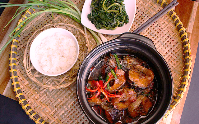 cơm cá lóc kho tộ 